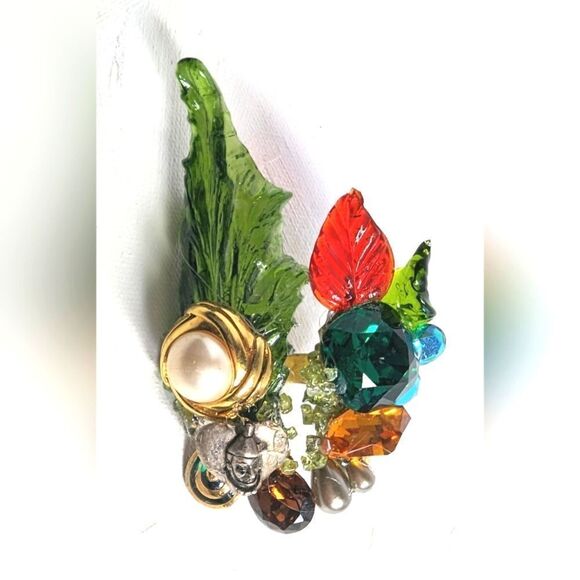 Wendy Gell Ring The tin Man from The wizard of Oz. Rare charm. Leaves jewels. - Picture 2 of 3